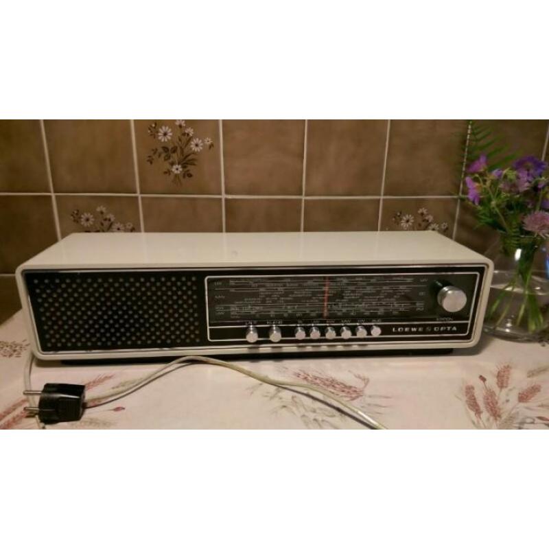 Vintage Loewe radio