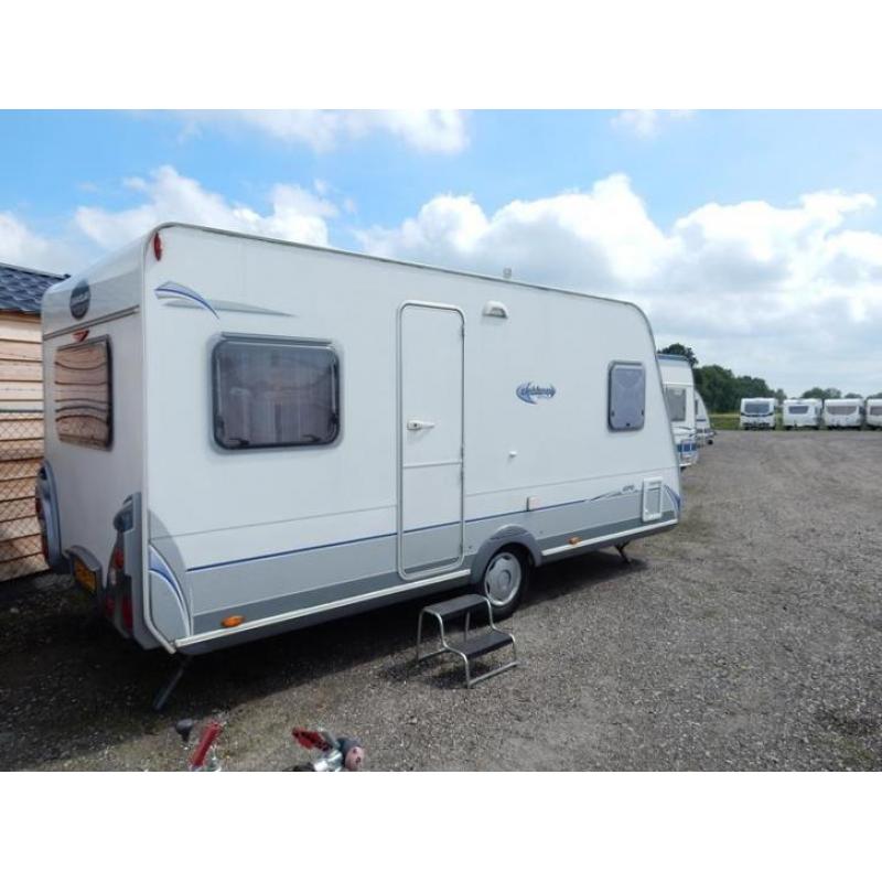 Caravelair Ambiance Style 470 Lengtebed Rondzit Voorten
