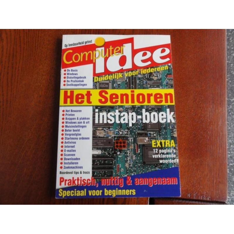 Het senioren boek van Computer idee.