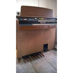 Electrisch orgel Hammond met kruk