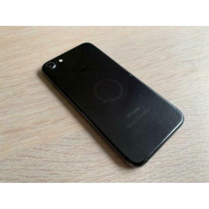 iPhone 7 128gb zwart (Nieuw scherm, accu en cameralens)