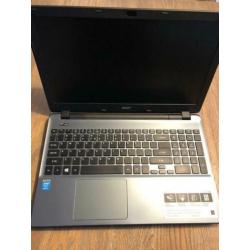 Laptop - Acer Aspire E15 (E5-571-58E6) met oplader