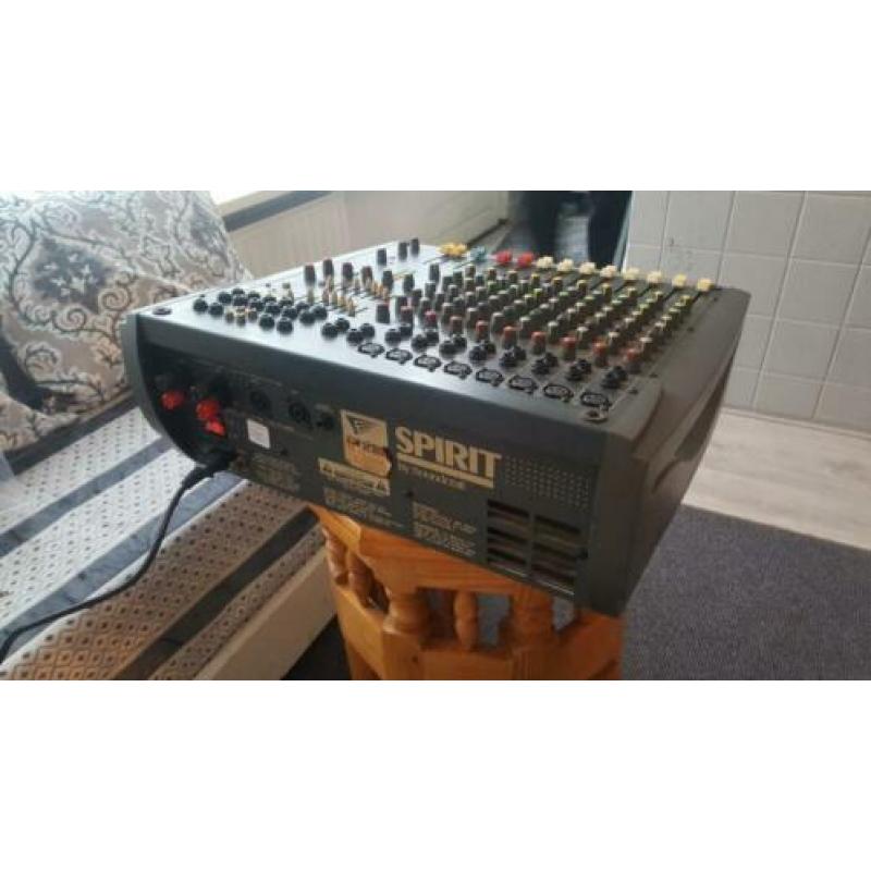 Soundcraft spirit power station amplifier