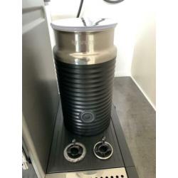 Nespresso Krups koffiemachine met melkopschuimer