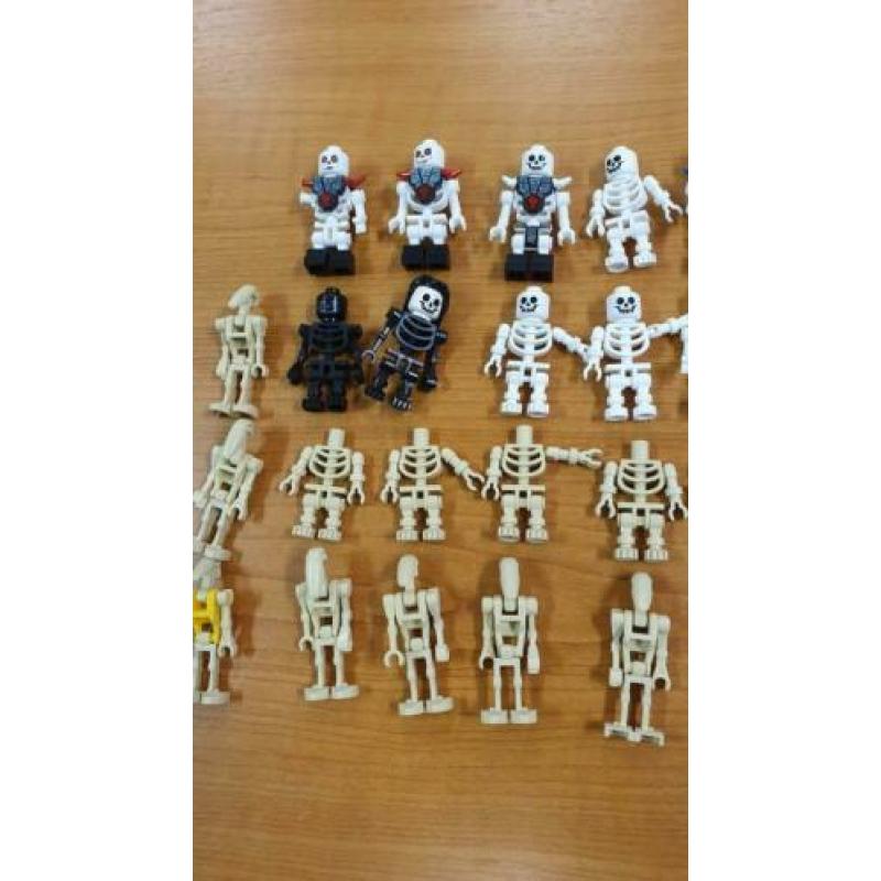 40 lego robot skelet droid poppetjes partij