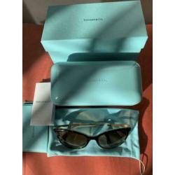 Tiffany & Co zonnebril. Nieuw! Huidige collectie.
