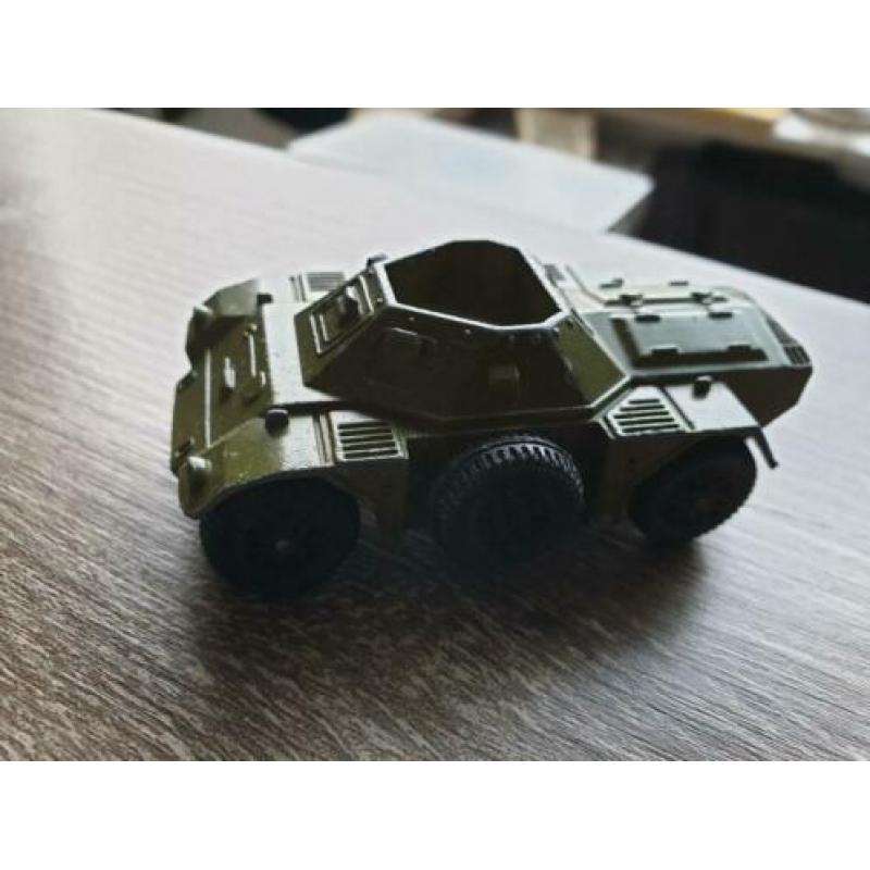 Dinky toys ferret scout car