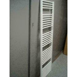 Design radiator 165 cm hoog x 50 cm breed in wit en 895Watt