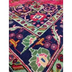 Handgeknoopt Perzisch wol tapijt Tabriz Iran 193x285cm