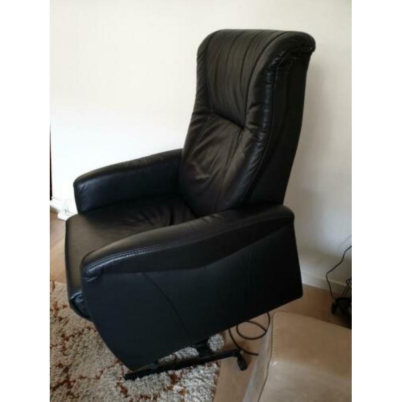 zwart leder elektrische staop - relax stoel