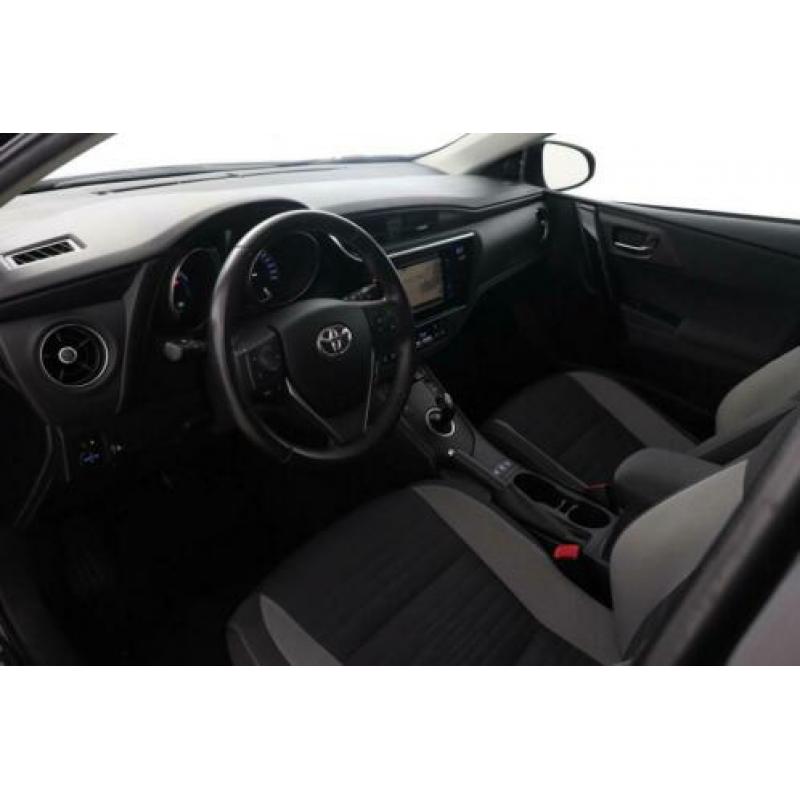 Toyota Auris 1.8 Hybrid Touring Sports Executive (BNS)