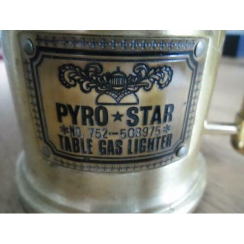 Aansteker. Pyro Star Table Gas lighter