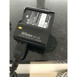 Nikon Coolpix 3500 incl adapter en USB kabel