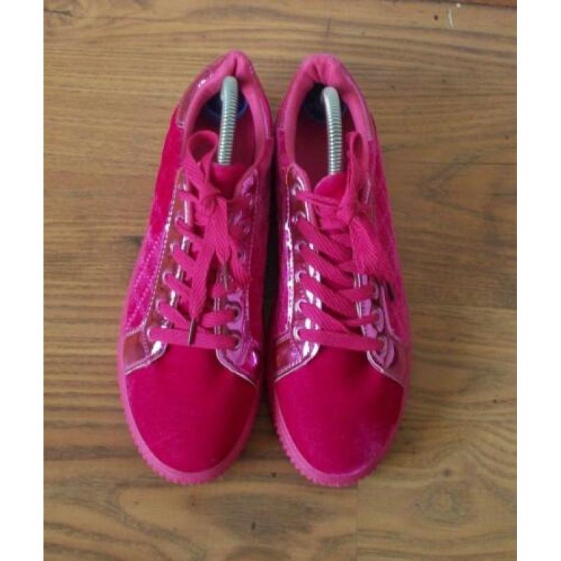 Prachtige ZGAN roze sneakers maat 41