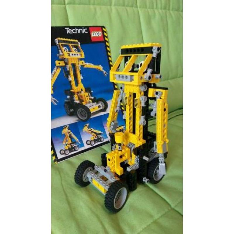 Lego Technic robot 8852