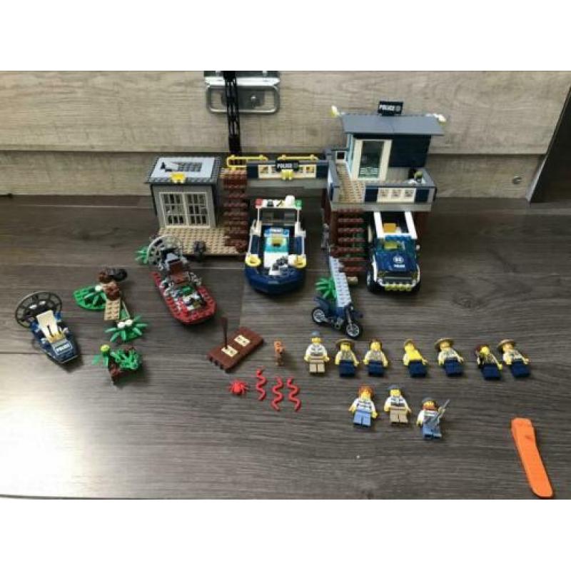 Lego set 60069 + 60066 + 60065 swamp politie
