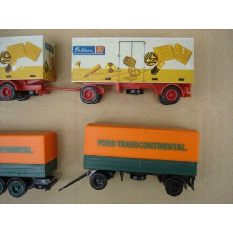 2 x Ford transcontinental Herpa 1/87