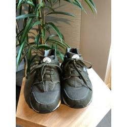 Nike Huarache schoenen legergroen maat 37,5 - in nette staat