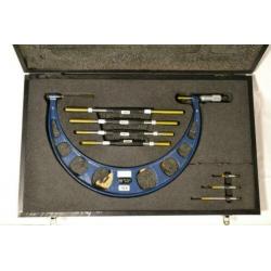 Moore and Wright 945M Adjustable Micrometer, 200-300mm