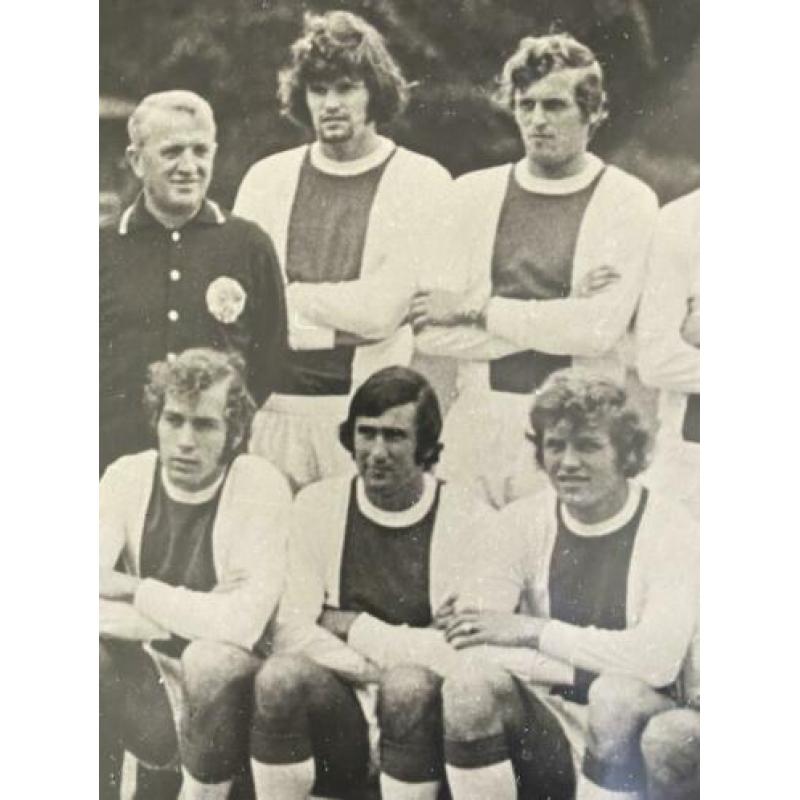 Ajax oude elftal foto 50 jaar oud, groot 50x40 op board