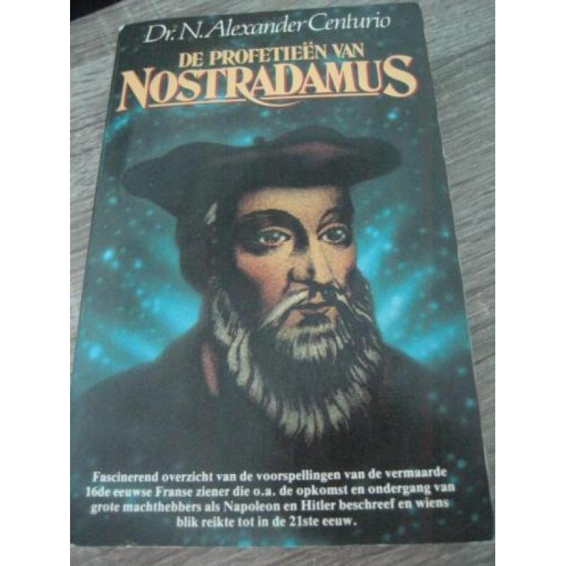 Nostradamus. 2 verschillende.