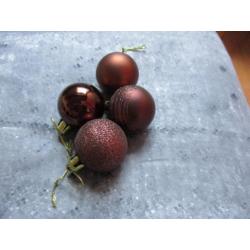 90 stuks kerstballen in 5 maten brons-bruin